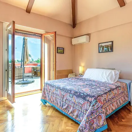 Ferienhaus Stunning In
